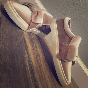 Pink velour bow tie sneakers